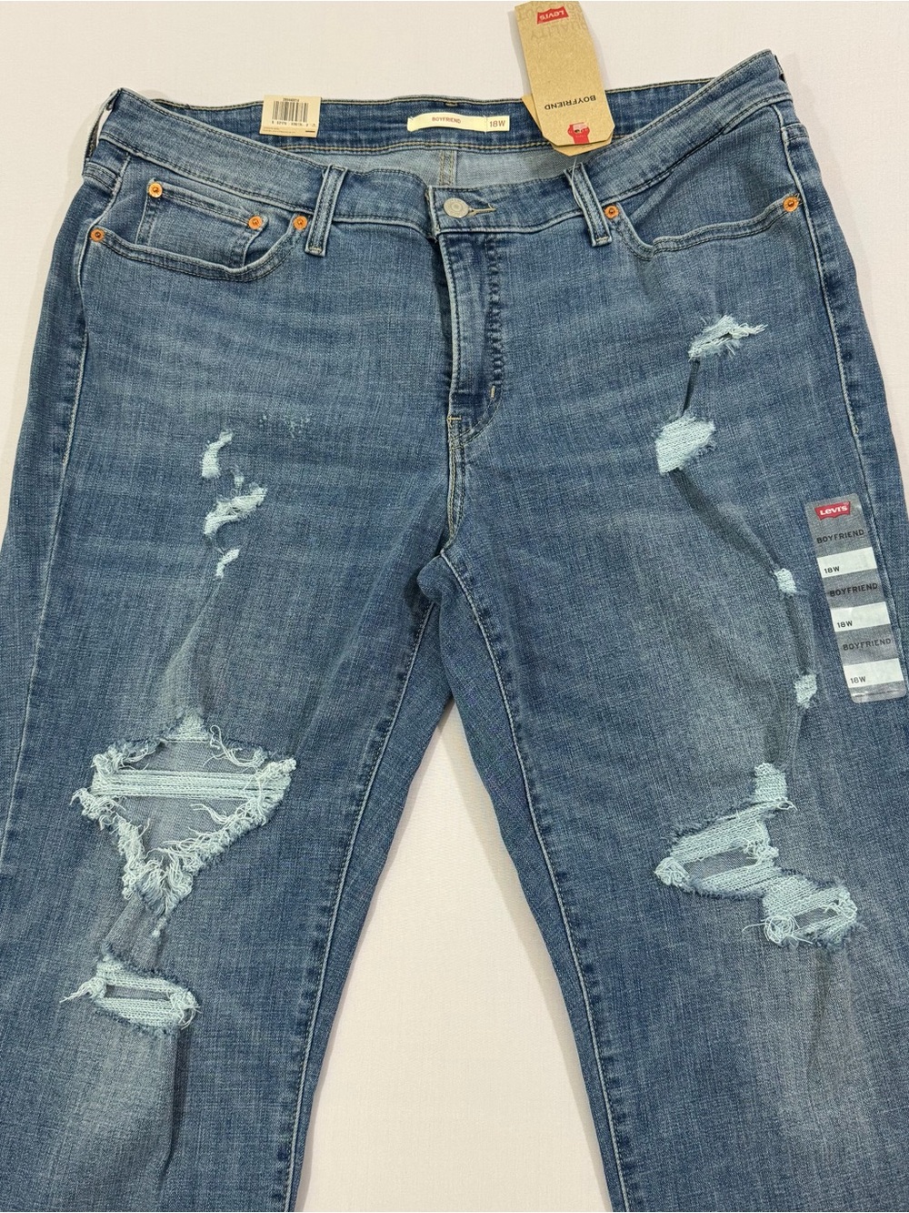 Levi’s Boyfriend Mid Rise Distressed Jeans Plus Size 18W NWT - Picture 9 of 13